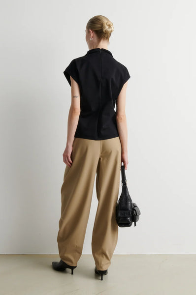 Second Female Arkai Top