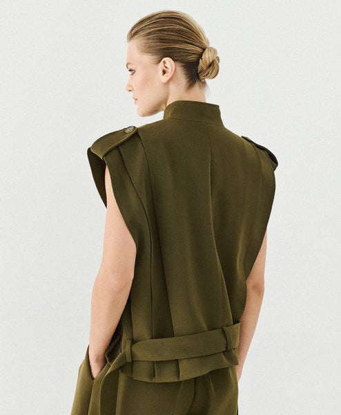 Access Sleeveless Belted Jacket