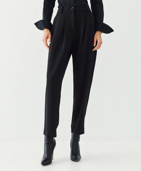Access Carrot Trouser Pants In Black