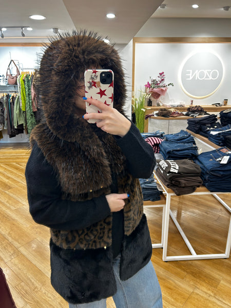 Lola Casedumont Animal Hooded Gilet