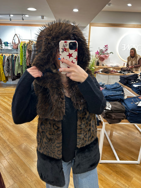 Lola Casedumont Animal Hooded Gilet