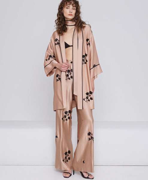 ACCESS Kimono dress with flower embroideries
