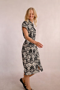 MOLLY BRACKEN LONG BELTED DRESS