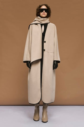 ACCESS Coat with scarf