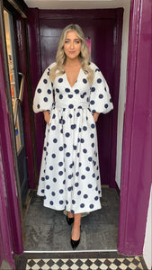 EXQUISE SPOT DRESS