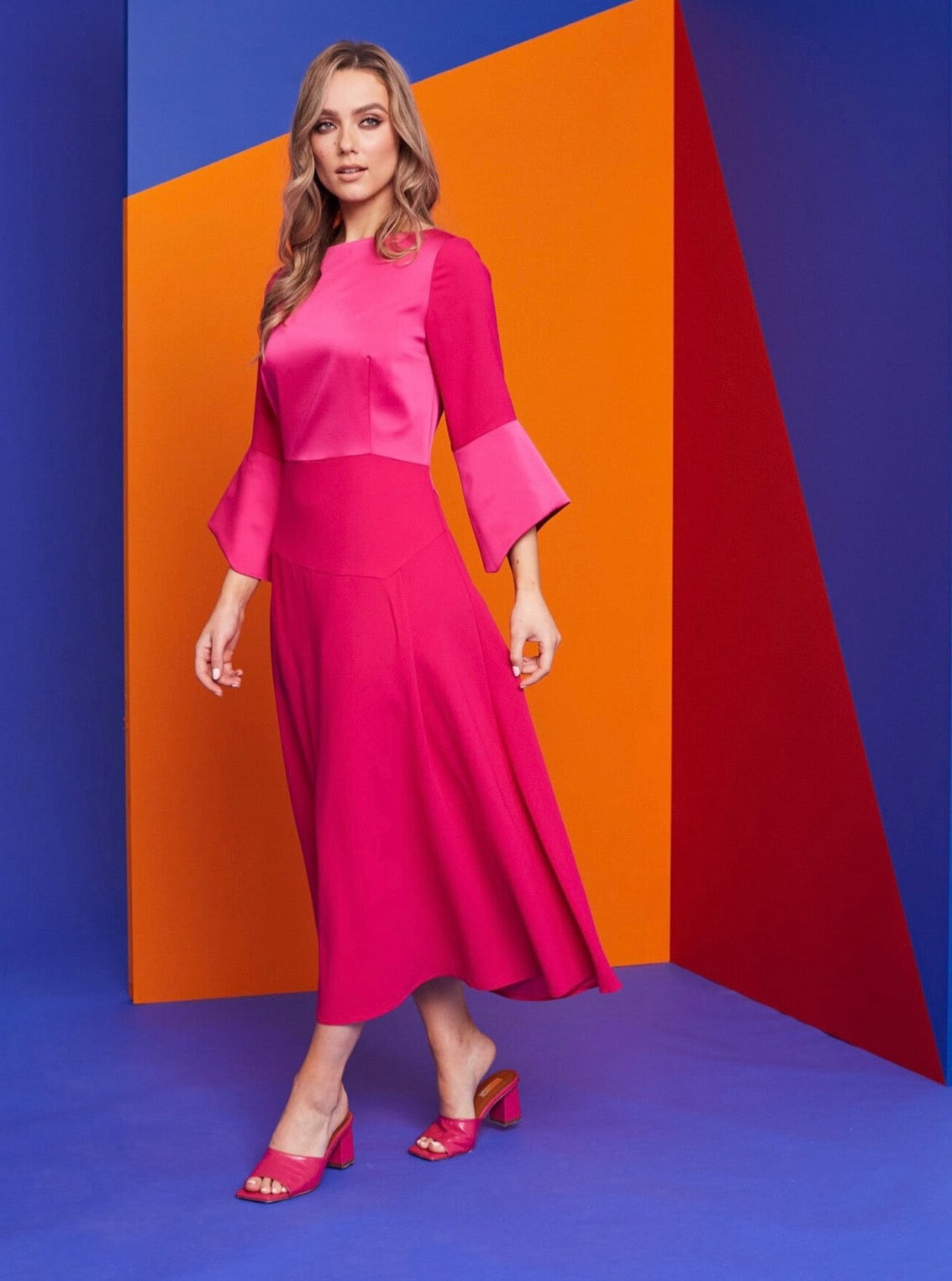 Kate Cooper – Satin panel dress – Pink